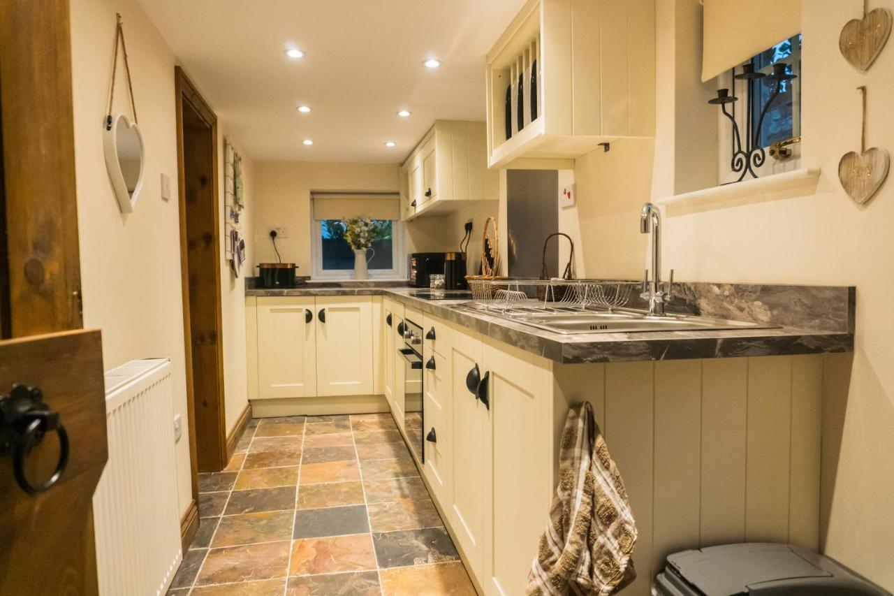 Hot Tub Pet Friendly Luxury Cosy Cottage, Near Withernsea And Patrington Welwick Eksteriør bilde